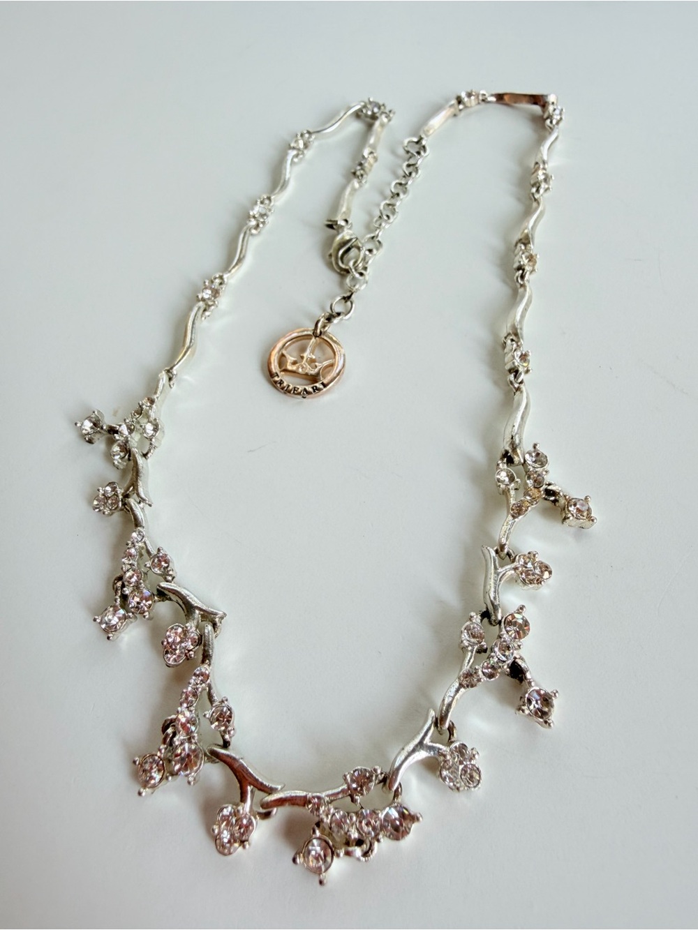 Vintage Crown Trifari Rhodium Floral Vine Rhinestone Collar Choker Necklace